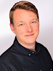 Portrait Wiss. Mitarbeiter Dennis Becker