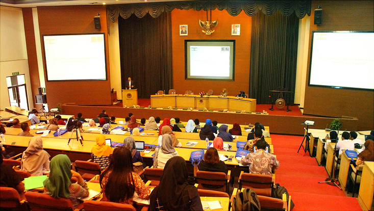 /wiso/de/fachbereich-sozoek/professuren/geiger/bilder/conferences/ali-indonesia1